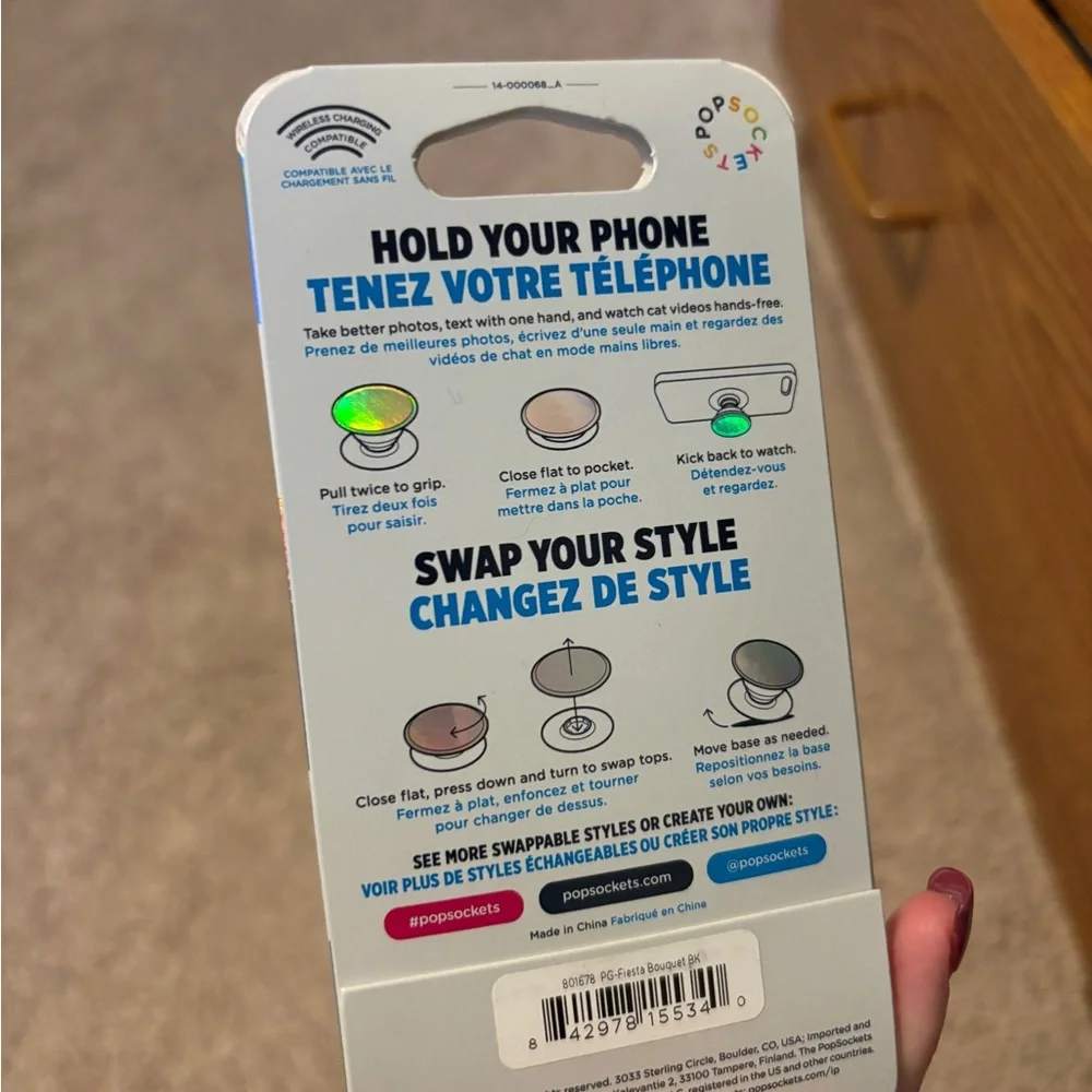 BRAND NEW PopSocket Floral Black PopGrip